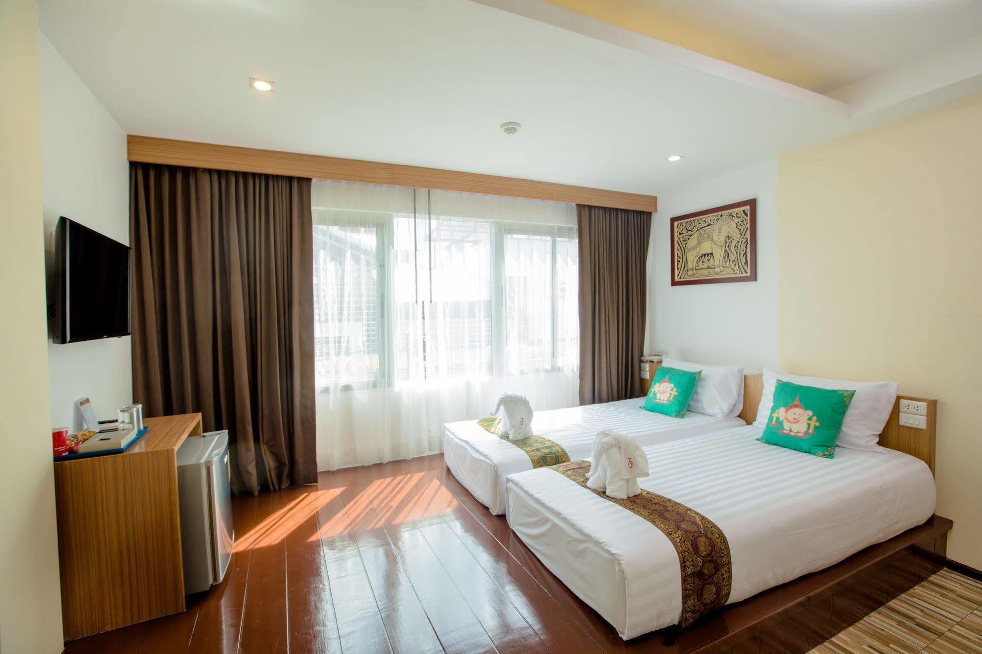 Patong Landmark Hotel ภายนอก รูปภาพ